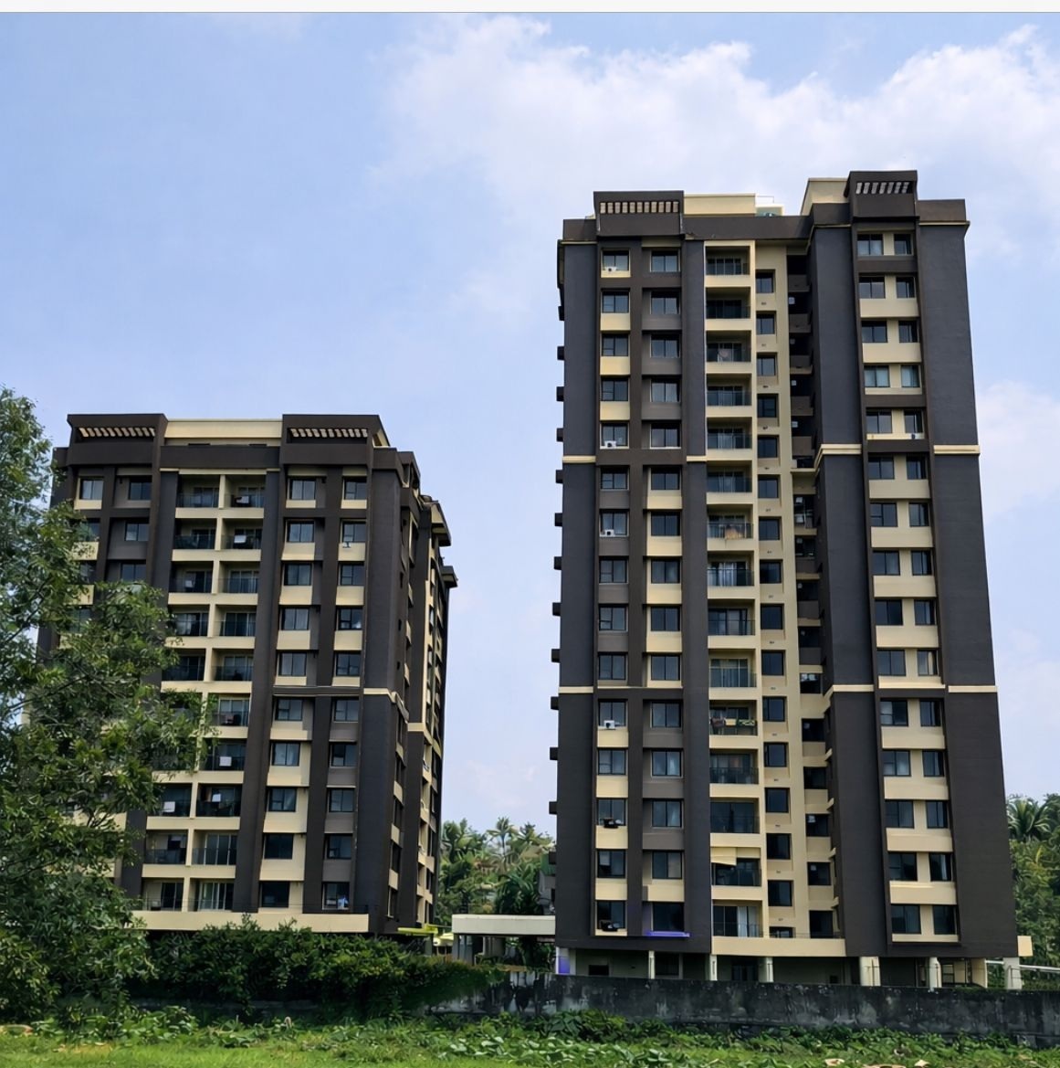 Skyline Fords Building